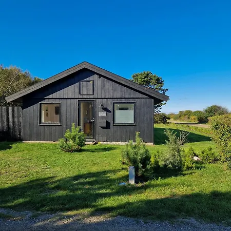 Semesterbostad Renovated Beach House With Ocean View